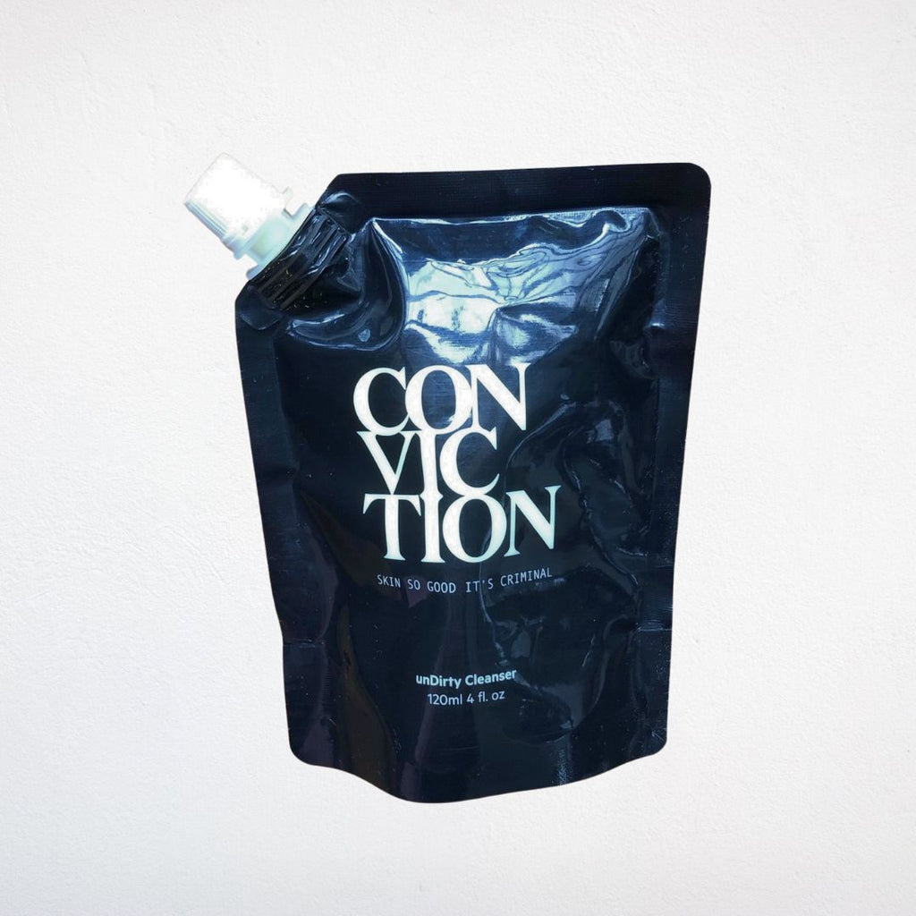 A gentle, pro-ageing cleanser that lifts away impurities while nourishing your skin barrier. Preps skin perfectly for oils, leaving it soft, balanced, and refreshed.

Skin Type: Most skin types. Patch test prior to use.